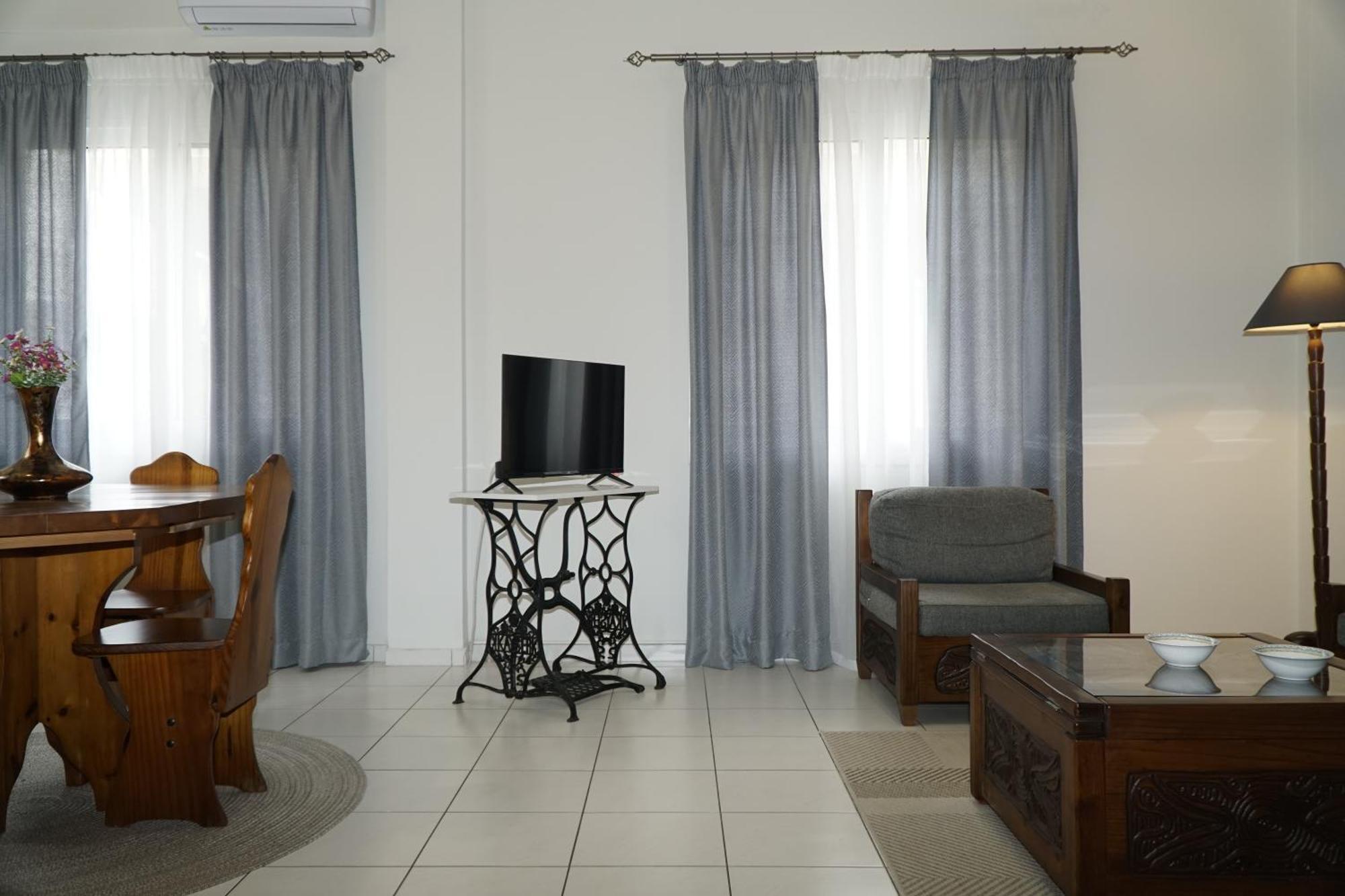 Elegant Central Apartment Heraklion  Bagian luar foto